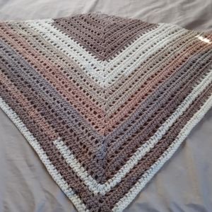 Easy Breezy Shawl